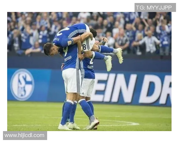 沙尔克04客场逆袭！终结勒沃库森不败战绩！